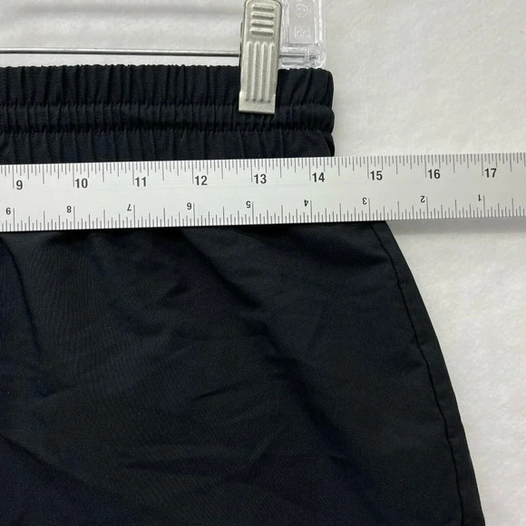 Lively Shorts Women's Sz M Black Elastic Waistband Drawstring Highrise Pull On - Picture 3 of 6